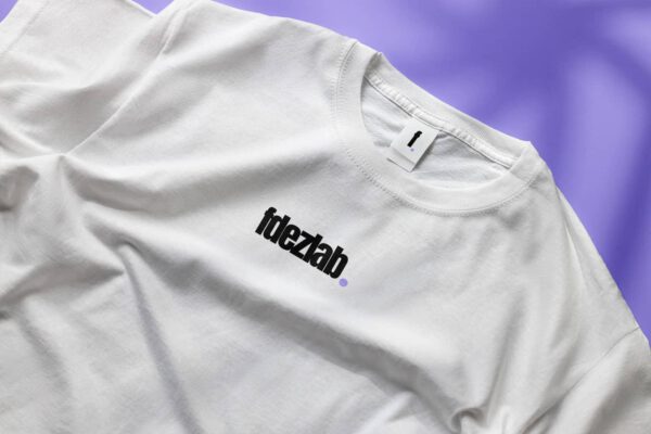 Camiseta blanca logo fdezLab.